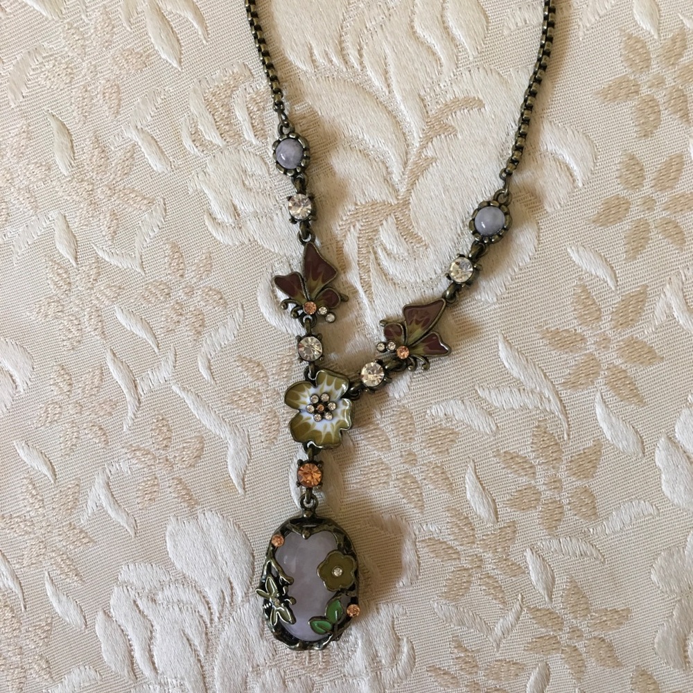 NWT Victorian Antique style necklace and earrings set. - Picture 2 of 7